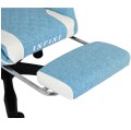 Fotel gamingowy INFINI Core – tkanina, podnóżek, ergonomia, poduszki