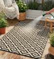 WODOODPORNY DYWAN TARASOWY ZEWNĘTRZNY 160x230 CM CZARNO-BEŻOWY ROMBY [DYWAN10]