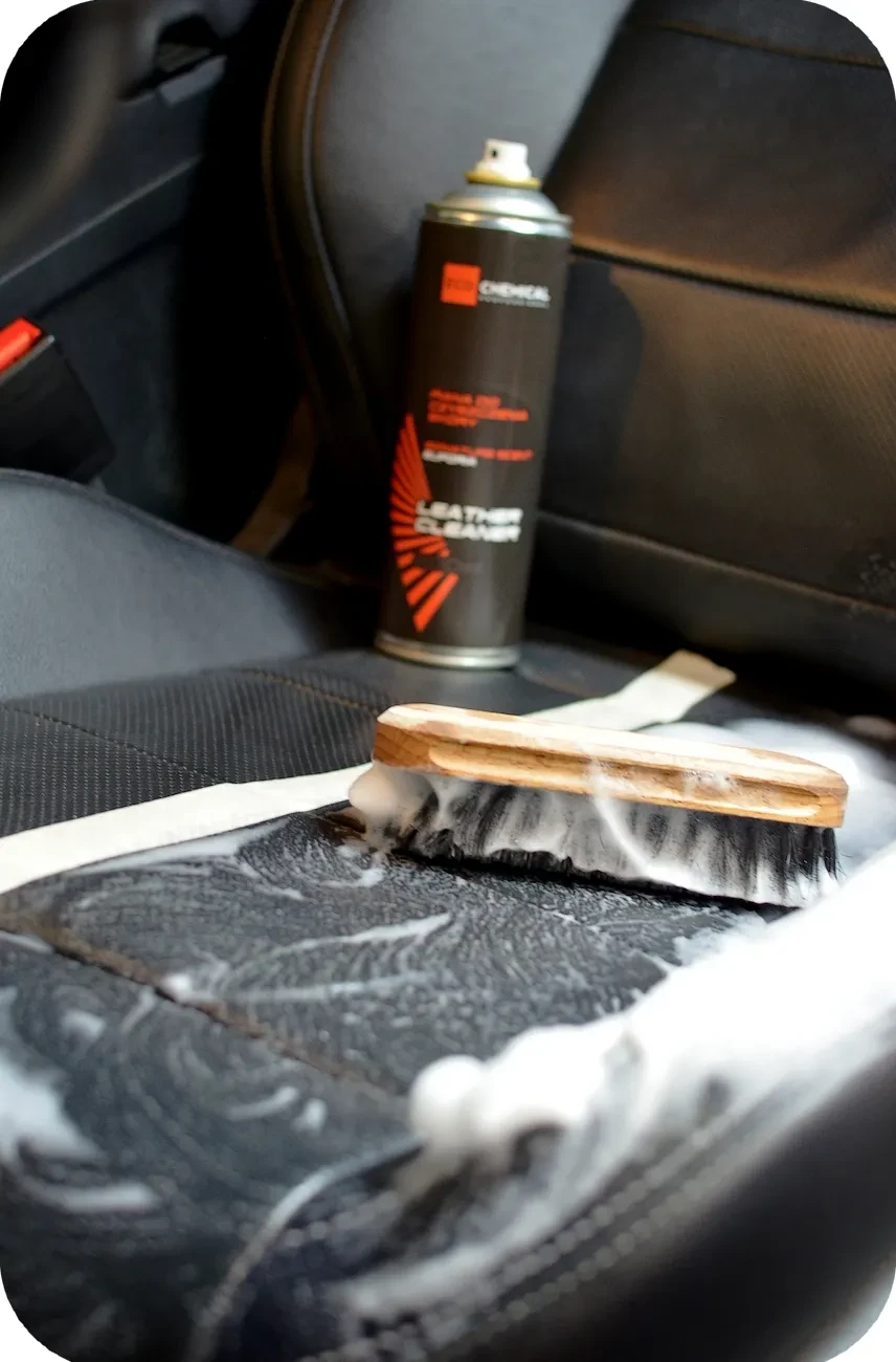 Piana do czyszczenia skóry 500 ml LEATHER CLEANER